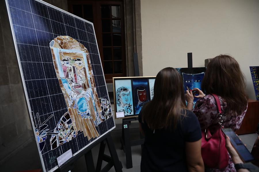 Artistas mexicanos reimaginan la figura de Sor Juana (2)