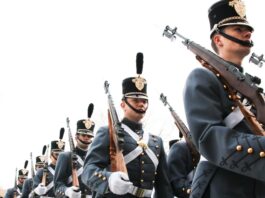 Acusado por sobredosis de cadetes de West Point recibe 9 años de cárcel Cadetes de la Academia de West Point hospitalizados