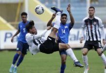 Costa Rica vence a El Salvador