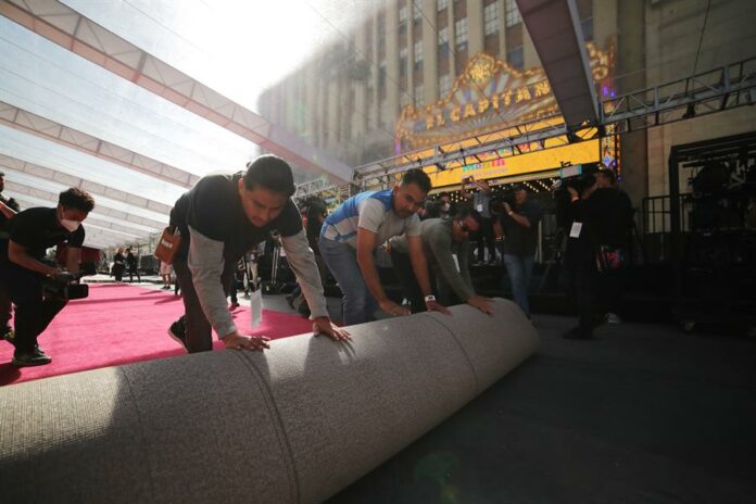 Hollywood despliega la alfombra roja de los Óscar (1) la alfombra roja de los Óscar (1)