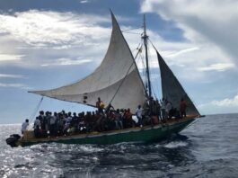 La crisis y violencia en Haití desata una ola migratoria "desesperada" a EE.UU. inmigrantes