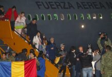 México recibe segundo avión que repatrió a connacionales desde Ucrania ucranianos en México