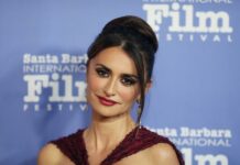 Penélope Cruz agradece a Almódovar en tributo del festival de cine de Miami Penélope Cruz