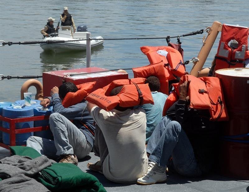 detienen inmigrantes en Puerto Rico inmigrantes