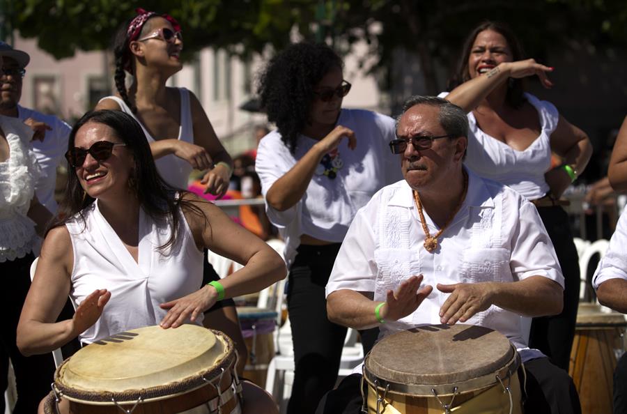 tambores de bomba puertorrique&ntilde;a toman San Juan (2)