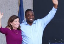 Dimite Brian Benjamín, el vicegobernador de Nueva York tras ser acusado de corrupción Brian Benjamín