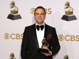 Carlos Rafael Rivera gana el Grammy a mejor banda sonora para medios visuales Carlos Rafael Rivera