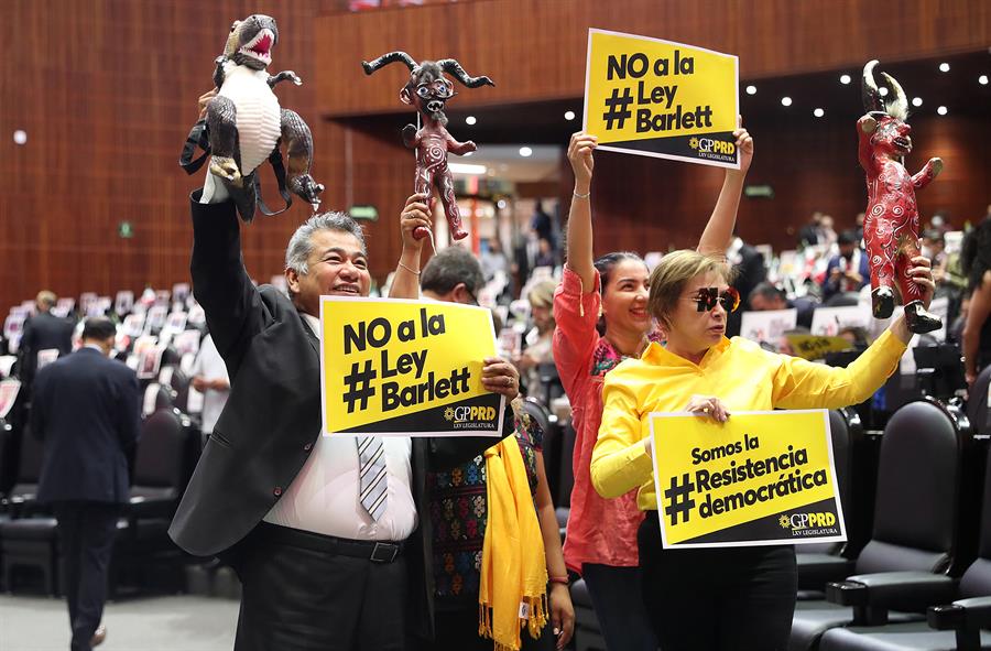 Diputados mexicanos