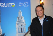 El Dr. Santiago Guarderas Izquierdo, alcalde del Distrito Metropolitano de Quito, durante la recepción Bicentenario a la carta, ofrecida durante su visita especial a Nueva York para participar en la cumbre Hábitat de Naciones unidas.