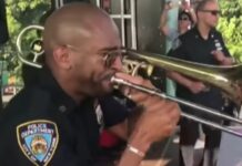 Una banda de la policía neoyorquina lleva la salsa a las escuelas del Bronx Jara Band