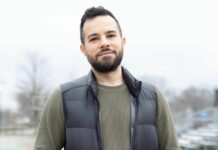 Jonathan Soto se postula para representar el Distrito 82 ante la Asamblea estatal