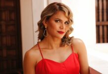 Adriana Lucía