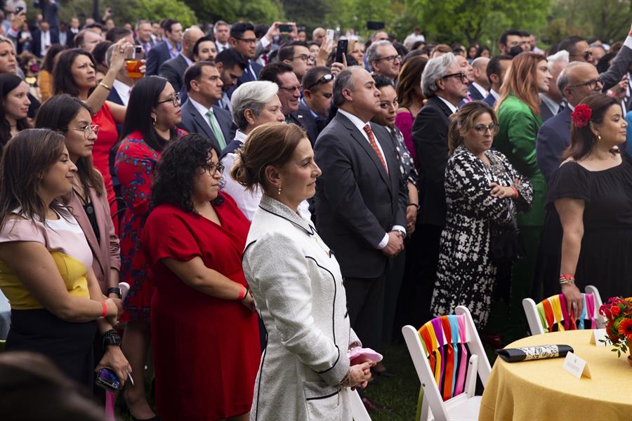 Biden celebra el Cinco de Mayo con la esposa de L&oacute;pez Obrador (2)