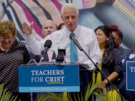 Congresista de Florida prohibirá rifles de asalto, si es elegido gobernador Charlie Crist