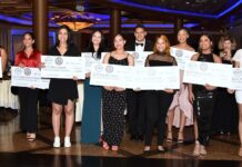 Consulado dona 10 becas a estudiantes dominicanos en Nueva York, Adasa realiza Gala Anual Consulado dona 10 becas a estudiantes dominicanos en Nueva York...