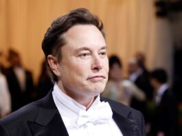 Musk dice a los trabajadores de X que pueden optar a acciones si demuestran que lo merecen