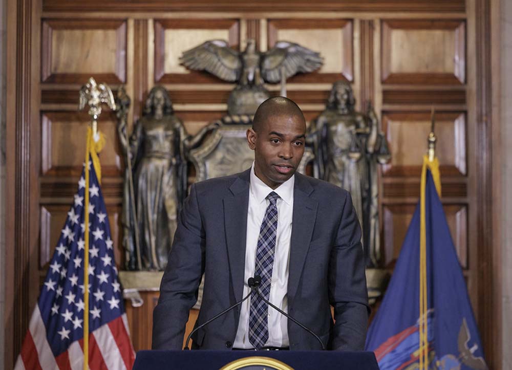  Antonio Delgado