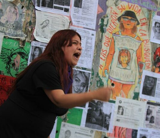 Mujeres se manifiestan en norte de México contra desapariciones (1)