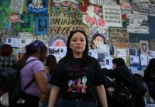 Mujeres se manifiestan en norte de México contra desapariciones (2)