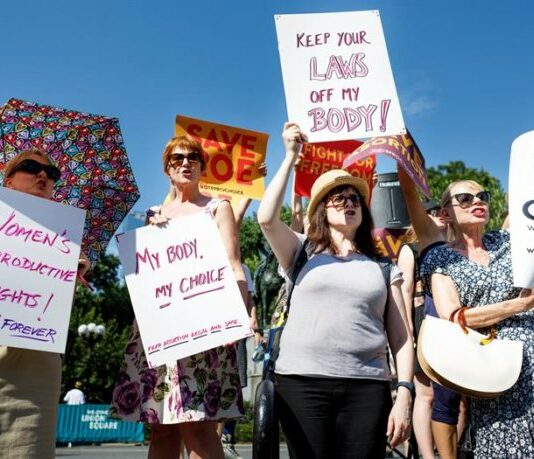 Feministas protestan contra proyecto que restringe el aborto en Puerto Rico aborto en Puerto Rico