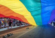 desfile del orgullo gay regresa a Nueva York