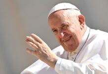 El papa elogia a la actriz Anna Magnani por defender sus arrugas