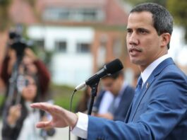 El líder de la oposición de Venezuela Juan Guaidó insistió este sábado en luchar en unidad para lograr unas elecciones presidenciales "libres y justas", previstas para 2024.