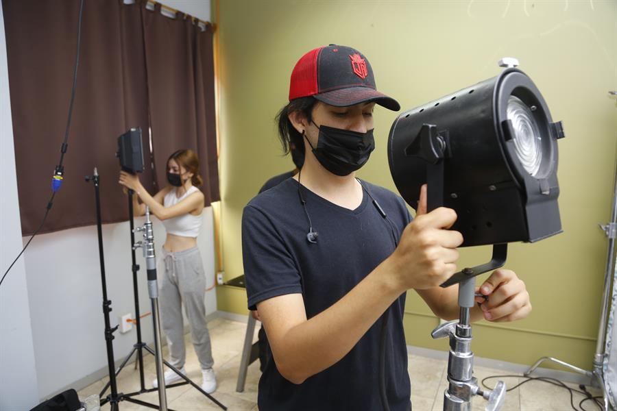 Impulsan nuevos talentos en cine en M&eacute;xico (1)