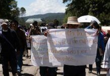 Manifestantes exigen liberar indígenas acusados de homicidio en sur de México Manifestantes exigen liberar indígenas (3)
