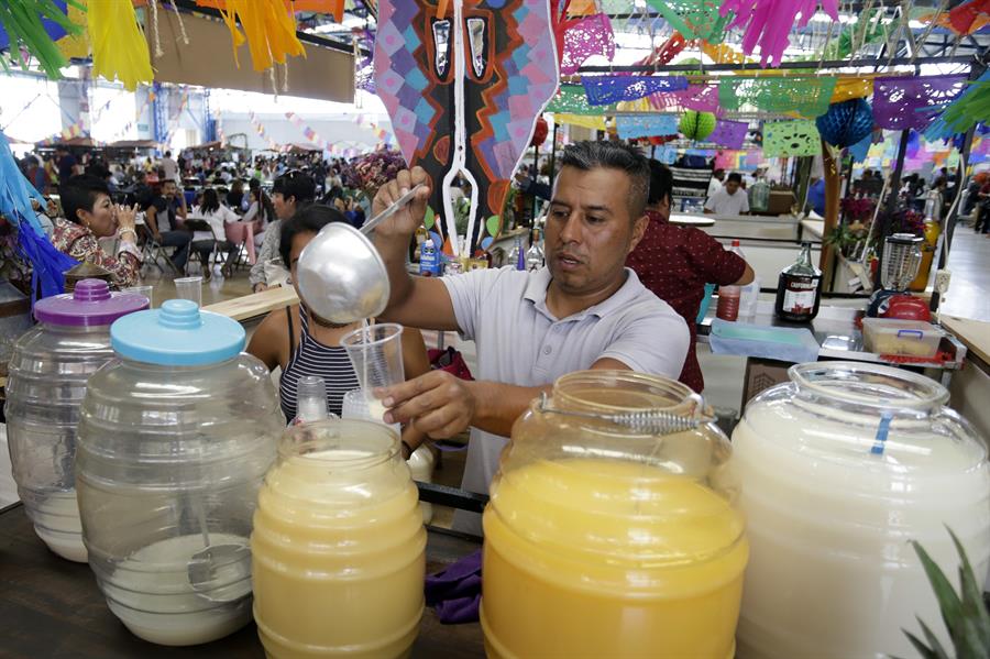 Mezcaleros Mezcaleros