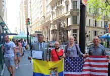 Celebran historia latina en la ciudad de Nueva York En el acto de conmemoración del desfile del 25 de junio de 1951 en honor a Galo Plaza, constan de Izq. a Der. Arq. Marco Tamayo y su esposa; la fundadora del Comité Internacional Galo Plaza, Ximena Hidalgo y Napoleón Barragán, fundador de 1800 Mattress.