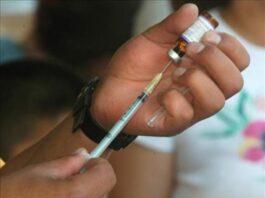 Por qué los CDC recomiendan el nuevo refuerzo contra covid para todos vacuna