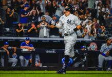 Aaron Judge iguala a Babe Ruth con 41 jonrones antes de agosto Aaron Judge conectó dos jonrones este viernes en el triunfo de los Yanquis de Nueva York contra los Reales de Kansas City (11-5) y empató la marca de Babe Ruth de 41 cuadrangulares antes del final de julio, en una jornada de Grandes Ligas en la que los cubanos Aledmys Díaz y Yordan Álvarez lanzaron a los Astros de Houston a base de batazos.