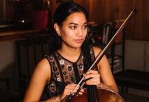 La violonchelista venezolana-americana Ana Lei brilla en el nuevo show Off-Broadway, “Love Quirks”, una comedia romántica musical que ha estado conquistando corazones alrededor de Nueva York.