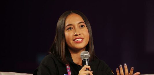 Katya Echazarreta