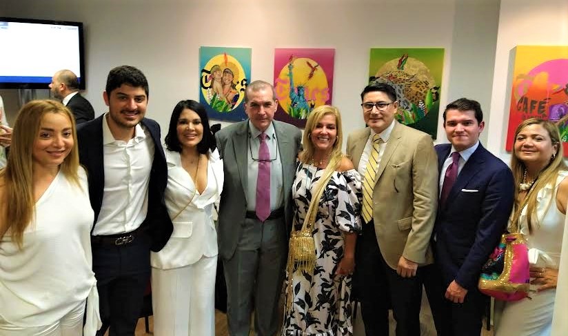 FOTO 4 DELEGACION COLOMBIANA QUE LLEGO A NUEVA YORK