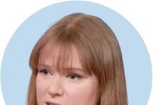 Jefa de Comunicación de Biden se quedará en su puesto tras anunciar su marcha Kate Bedingfield.