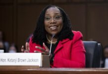 Supremo impide a Biden imponer su política de deportación por ahora Ketanji Brown Jackson