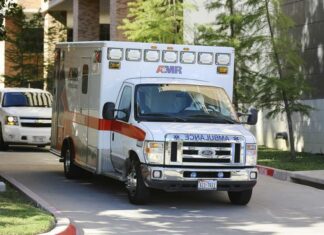 Muere ahogado un menor de Nueva York en una piscina de la zona turística de Condado emergencias de Florida