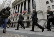 Desempleo de hispanos es el más bajo en casi tres años El índice de desempleo de los hispanos en Estados Unidos disminuyó del 4,3 % en junio al 3,9 % en julio, el nivel más bajo desde septiembre de 2019, según informó este viernes la Oficina de Estadísticas Laborales.