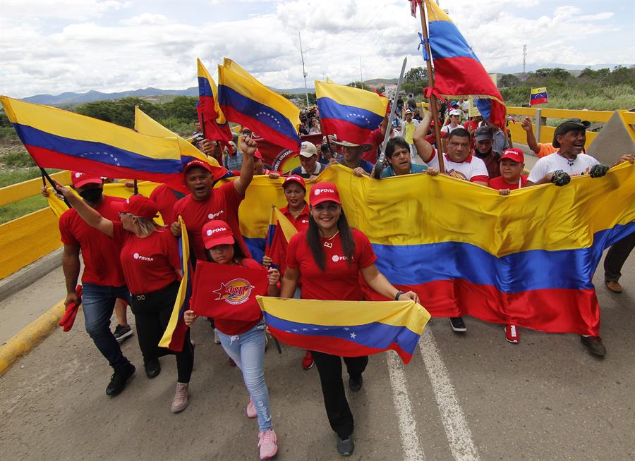Fiesta en la frontera de Colombia (2)