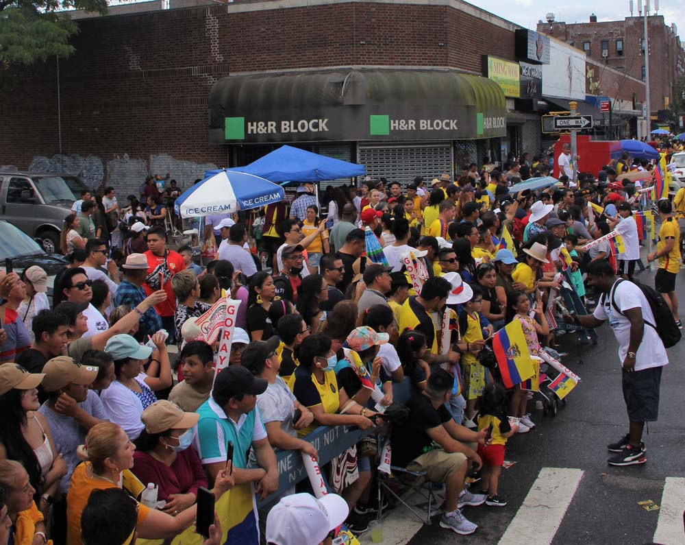 desfile ecuatoriano