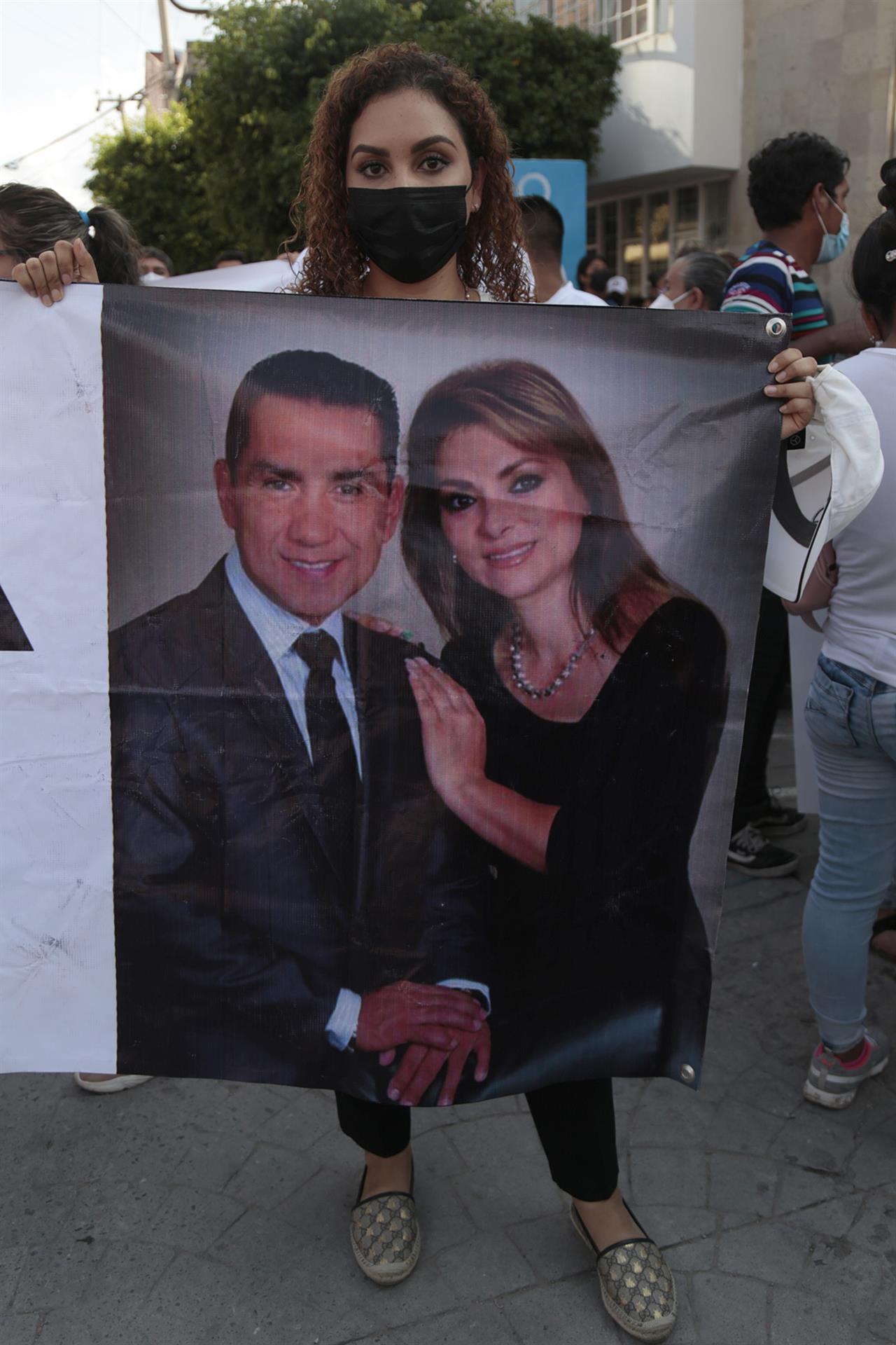 Marchan en sur de M&eacute;xico (2)