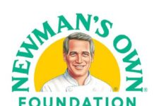 Fundación de Paul Newman se enfrenta con sus hijas por recortes en su asignación Newman's Own Foundation.