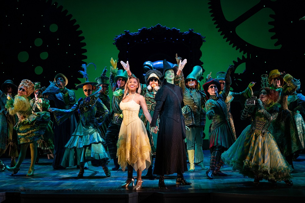 Wicked-Broadway-NYC-Photo-Joan-Marcus-050.