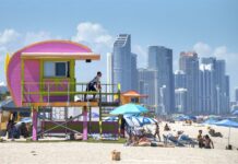 icónicas casetas que cambiaron la playa de Miami