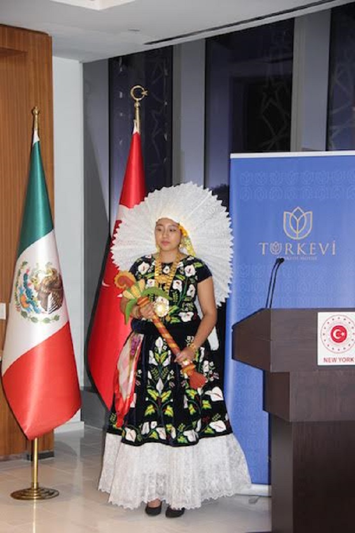 trajes tradicionales mexicanos