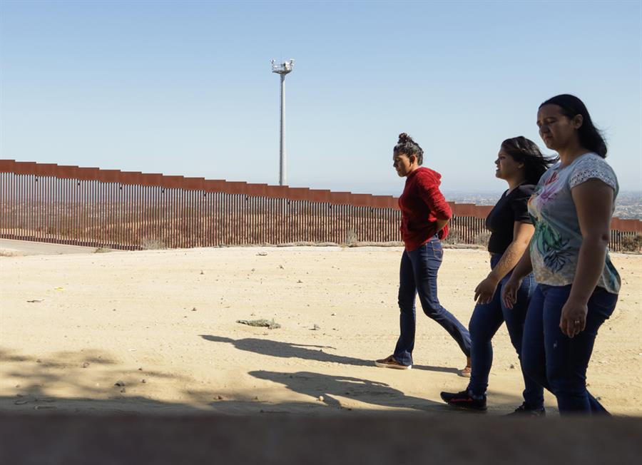 Detienen a migrantes (1) inmigrantes