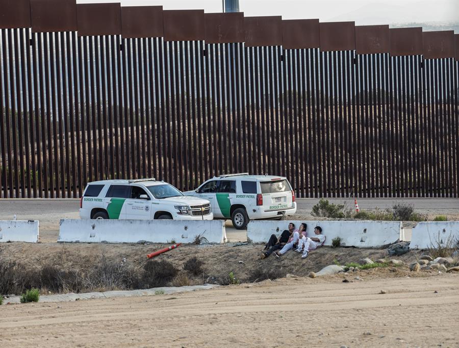 Detienen a migrantes (3) inmigrantes