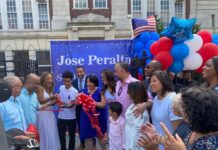 Nombran escuela en honor al exsenador José Peralta